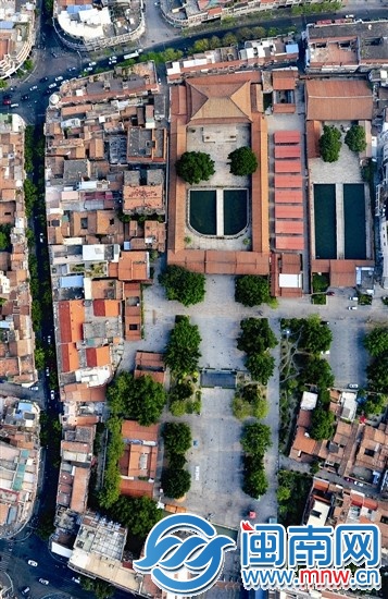 5.府文廟是集宋、元、明、清四朝建筑形式為一體的孔