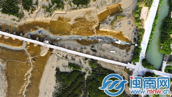 我國(guó)現(xiàn)存年代最早的跨海梁式大石橋洛陽(yáng)古橋