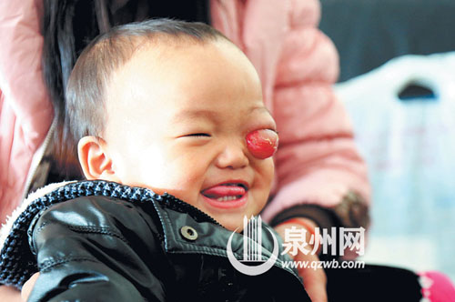 小明的病讓父母憂心忡忡