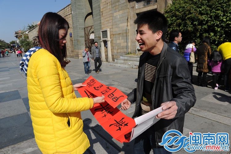 ��С��������ϲ��һ����(li��n)�����_����