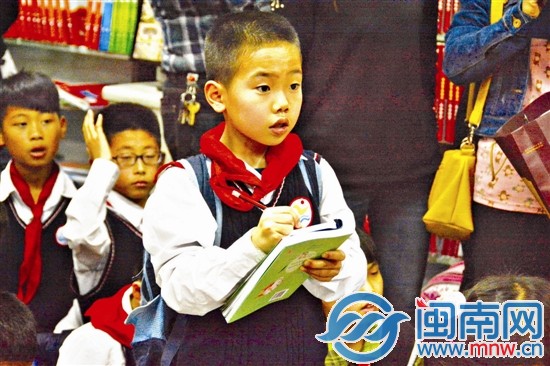 海都小記者現(xiàn)場采訪楊老師