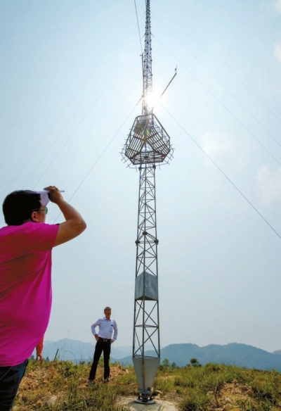 項(xiàng)目場地已建起測風(fēng)塔