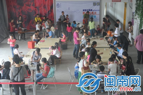 兩個小時的手工活動很熱鬧