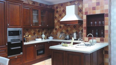 品類齊全、功能豐富的廚房展示廳。