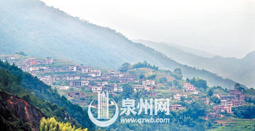 藏在大山里的旗星村，教育資源匱乏卻人才輩出。