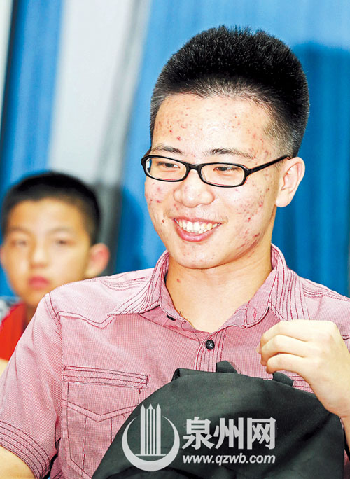 今年高考文科投檔分狀元林子晗就來(lái)自旗星村